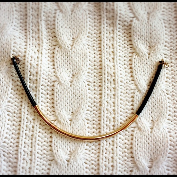 Bright Orange Blouse w Removable Necklace - Picture 8 of 8